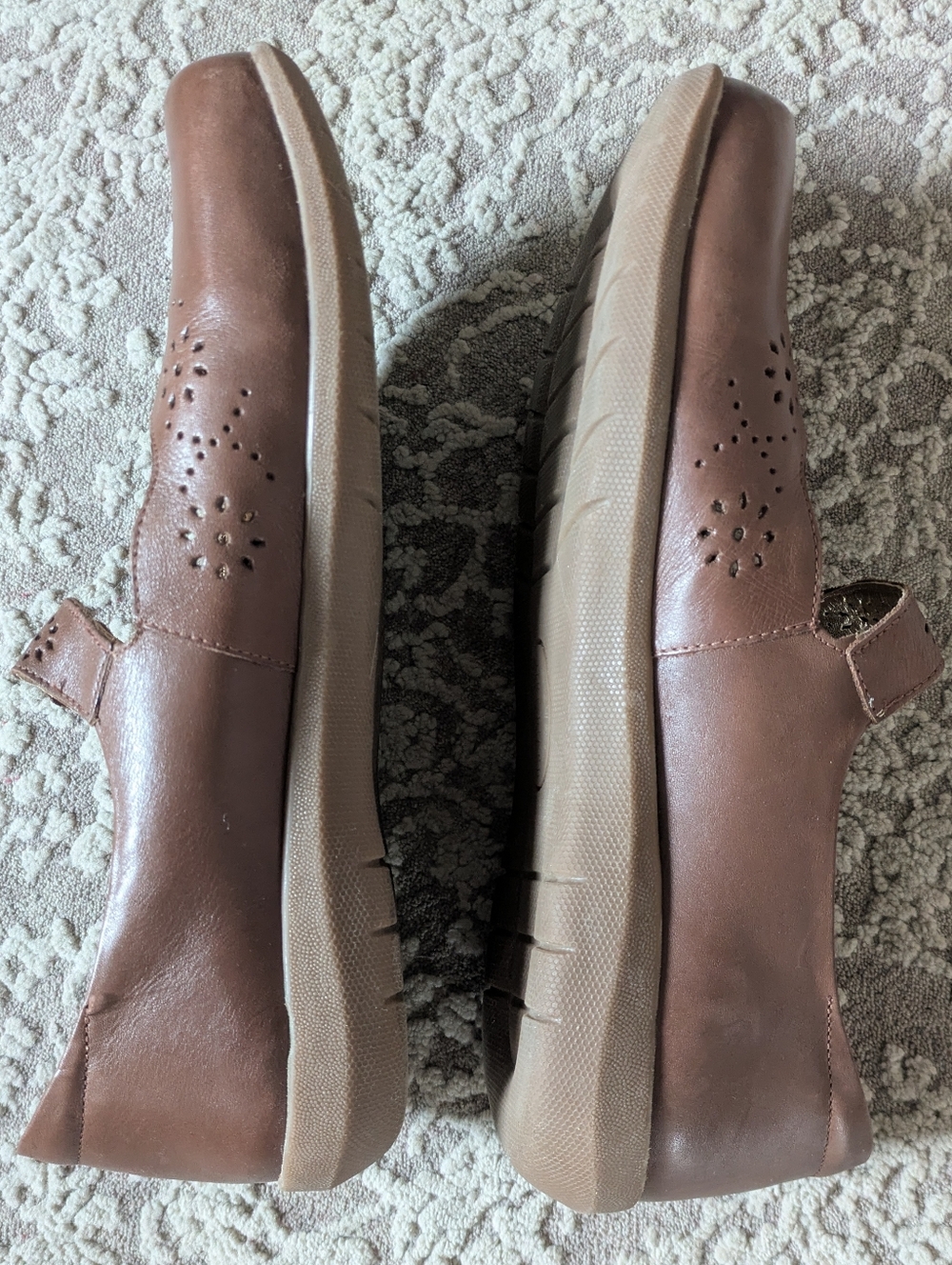 David Tate "Bev" - Women's Mary Jane In Brown/"Luggage" Leather Upper, Size 12 W - Picture 6 of 9